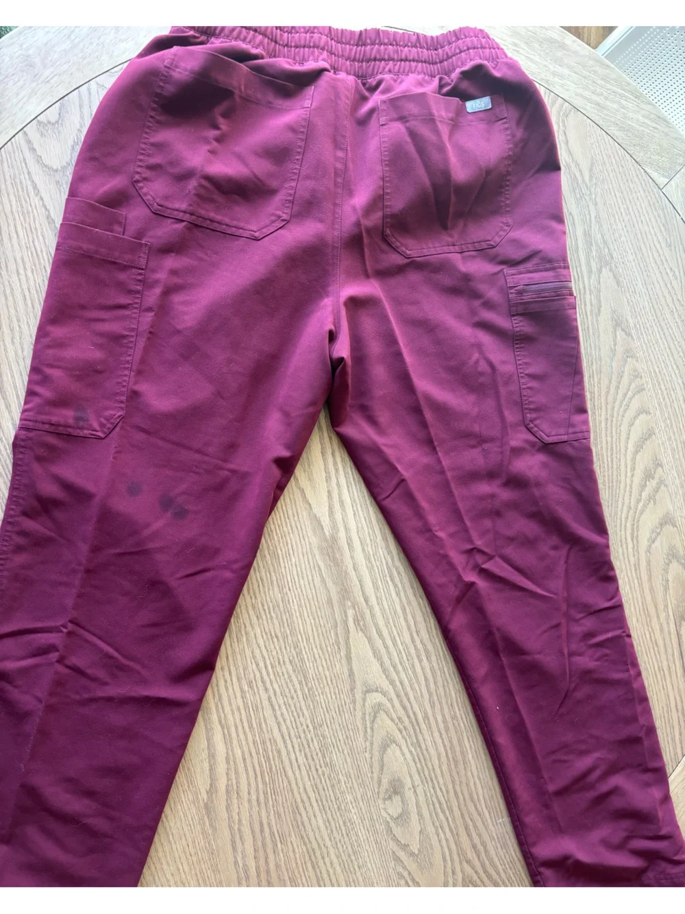 Figs Women Scrub Pants in Burgundy XL Tall - Picture 5 of 8